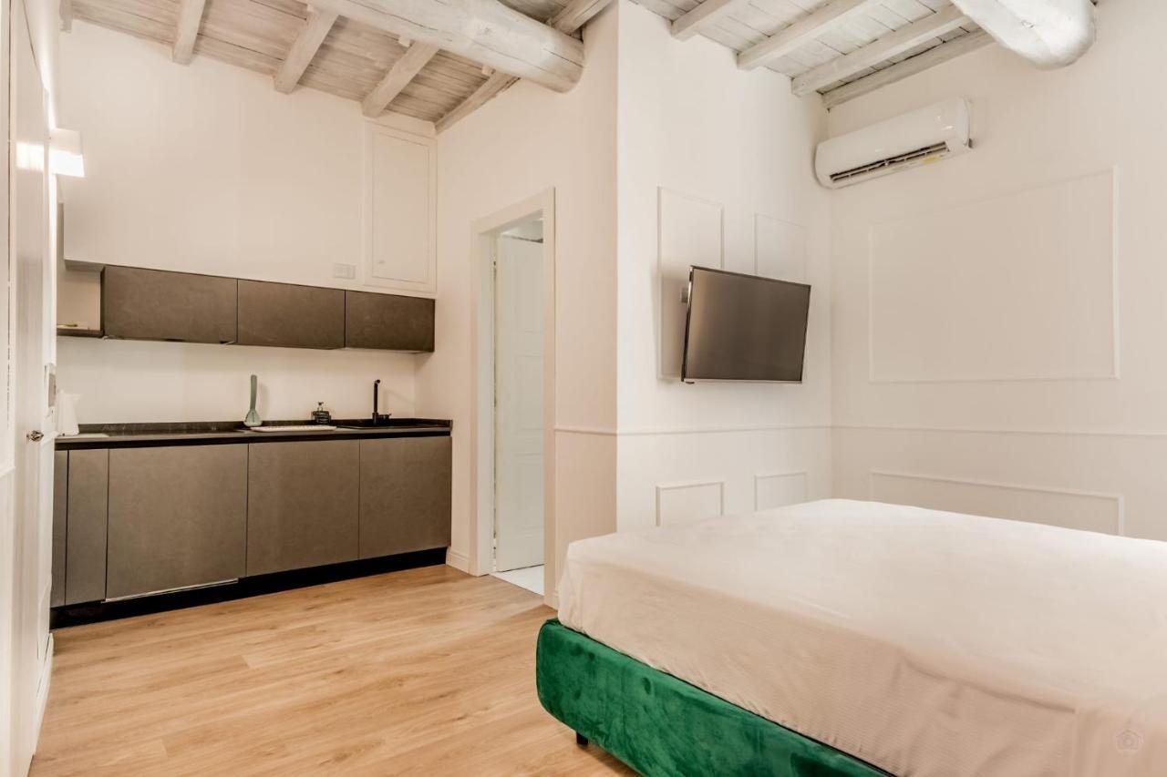 - Vittoria Palace * Rom
